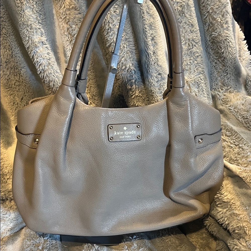 kate spade taupe pebbled leather shoulder bag